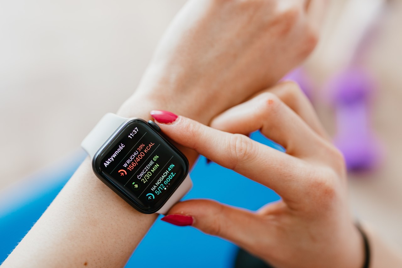 Smartwatch damski 2023 – jaki wybrać? Zobacz nasze propozycje!
